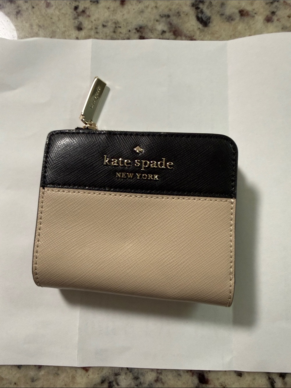 kate spade Two-Tone Compact Zip Wallet in Black & Beige